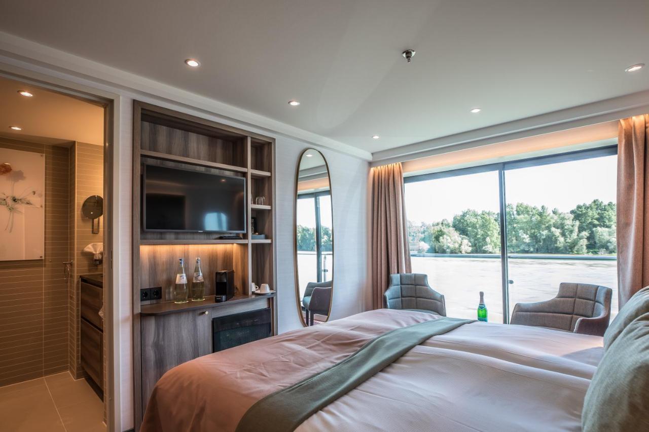 Fairtours Hotelschiff Antonia***** Cologne Exterior photo